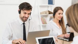 TRAINING ONLINE EXCELLENCE IN CUSTOMER SERVICE