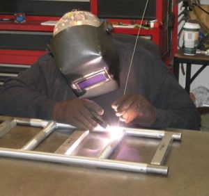 TRAINING ONLINE TIG AND MIG WELDING