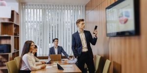 TRAINING ONLINE HIGH IMPACT AND IMPRESSIVE PRESENTATION