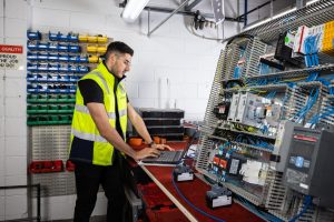 pelatihan PROGRAMMABLE LOGIC CONTROLLER USING ALLEN BRADLEY CONTROL LOGIX 5000 RSLOGIX5000 di jakarta