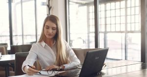 pelatihan REPORT WRITING TECHNIQUES FOR SECRETARY di jakarta